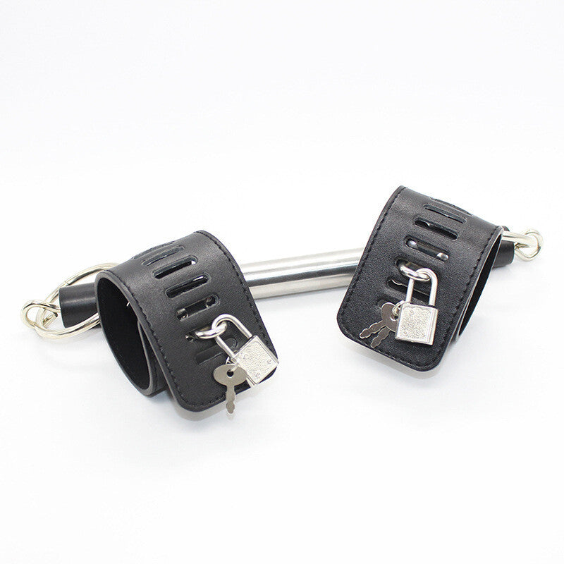 Footloose Ankle Cuffs (Spreader)